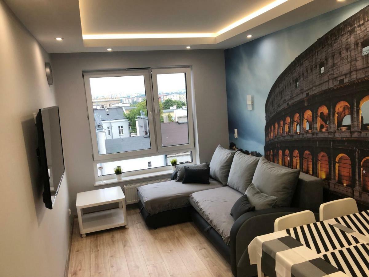 Klimatyzowany Apartament Roma Z Garazem Podziemnym Kielce Dış mekan fotoğraf