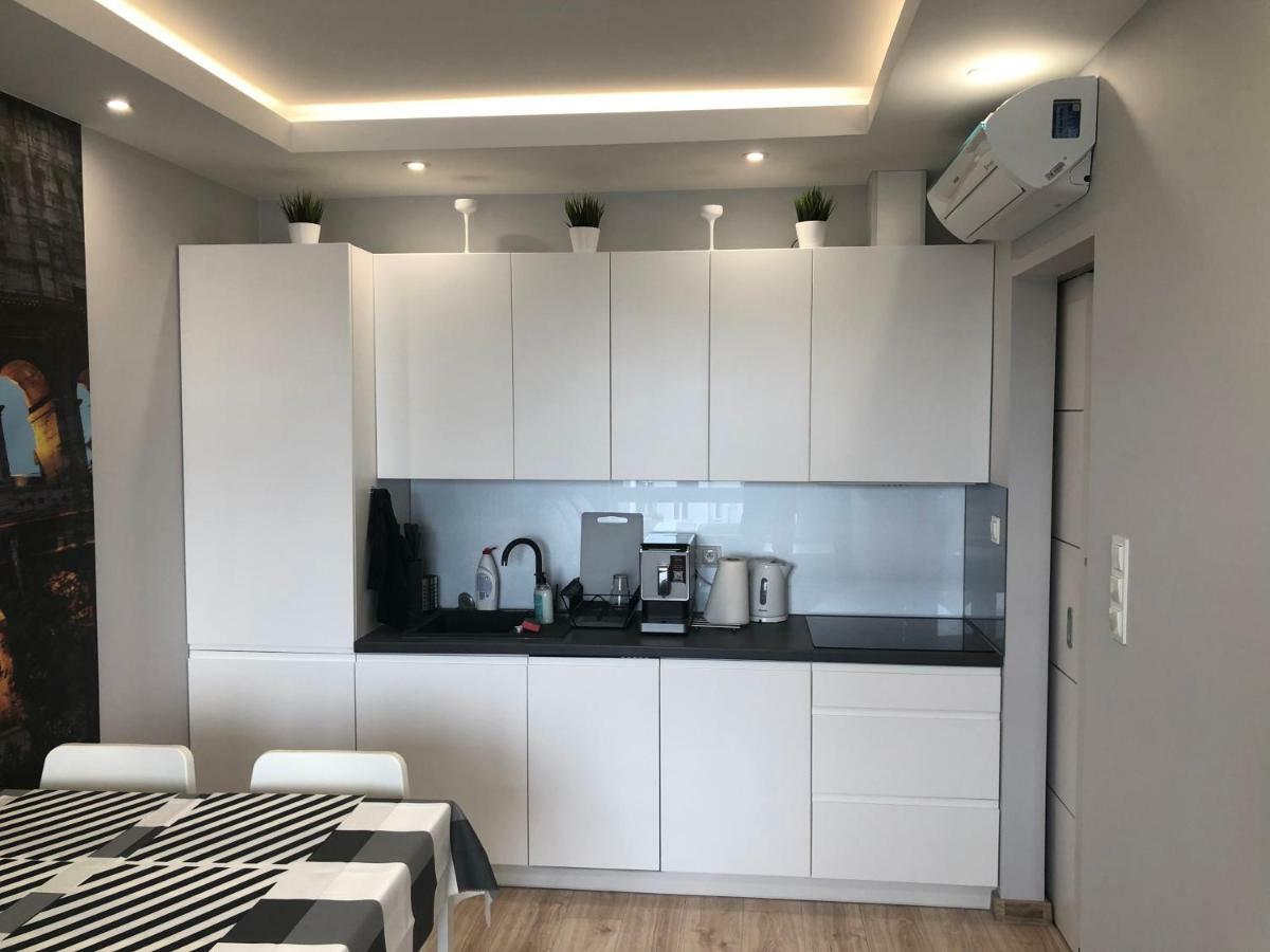 Klimatyzowany Apartament Roma Z Garazem Podziemnym Kielce Dış mekan fotoğraf