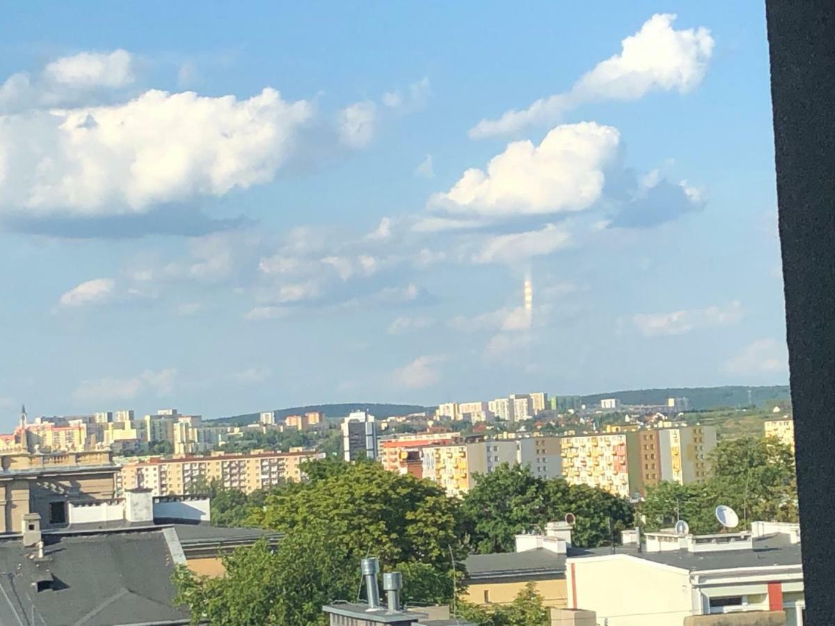 Klimatyzowany Apartament Roma Z Garazem Podziemnym Kielce Dış mekan fotoğraf