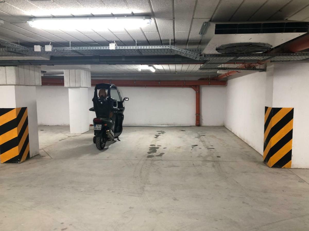 Klimatyzowany Apartament Roma Z Garazem Podziemnym Kielce Dış mekan fotoğraf