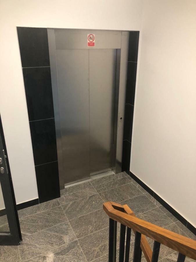 Klimatyzowany Apartament Roma Z Garazem Podziemnym Kielce Dış mekan fotoğraf